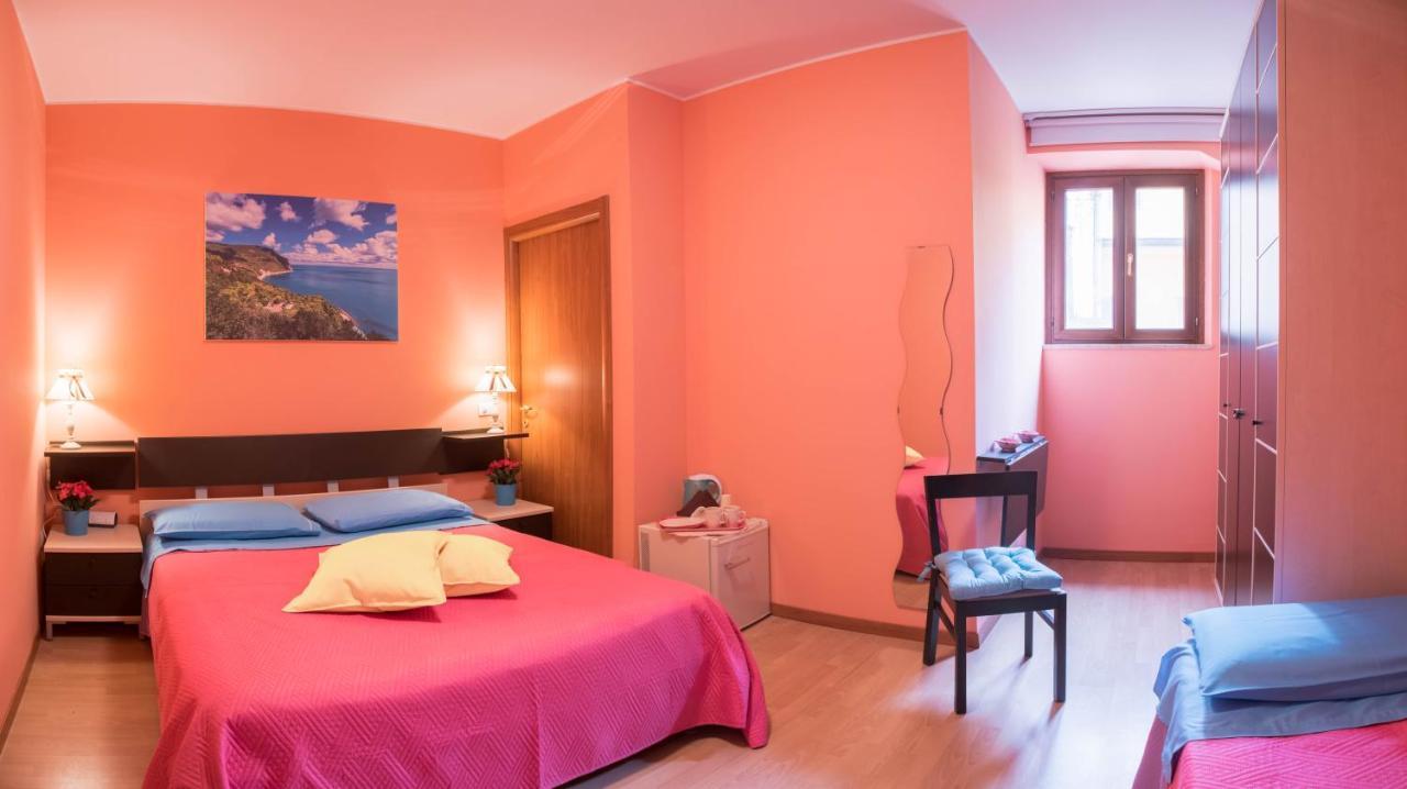 Juliette Rooms Iesi Ngoại thất bức ảnh